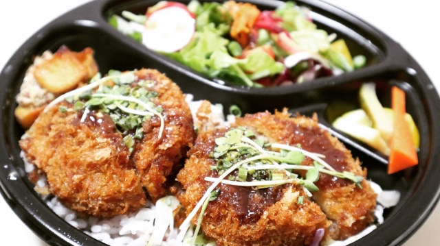 購買意欲をそそる、お弁当盛り付け