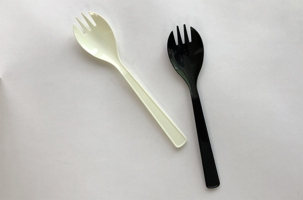 プラスチックスプーン １２．３ｃｍ 透明 単袋 ＃４５１３００５
