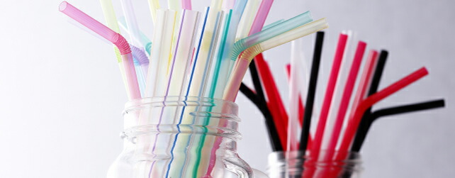 プラスチックストロー