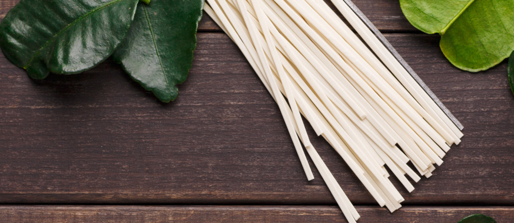 21.(飲食店向け)食事にあわせたおすすめ割り箸 紙コップ・プラカップ