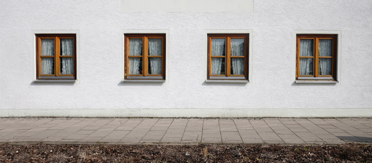 複数の窓が並んでいる　まとめのイメージ画像